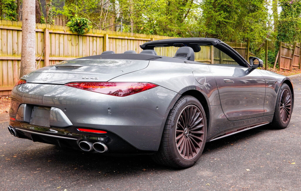 2023 Mercedes-Benz AMG SL 43 Roadster
